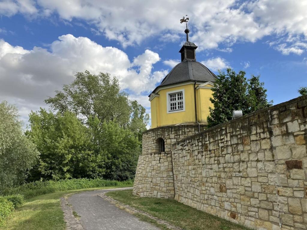 "Ferienwohnung Am Schloss" - Ferienwohnung Mit Blick Auf Das Barbyer Schloss, 5 Gehminuten Bis Zur Elbe Esterno foto